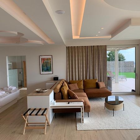 Sxrd Luxus Apartmanok Szekszárd الغرفة الصورة