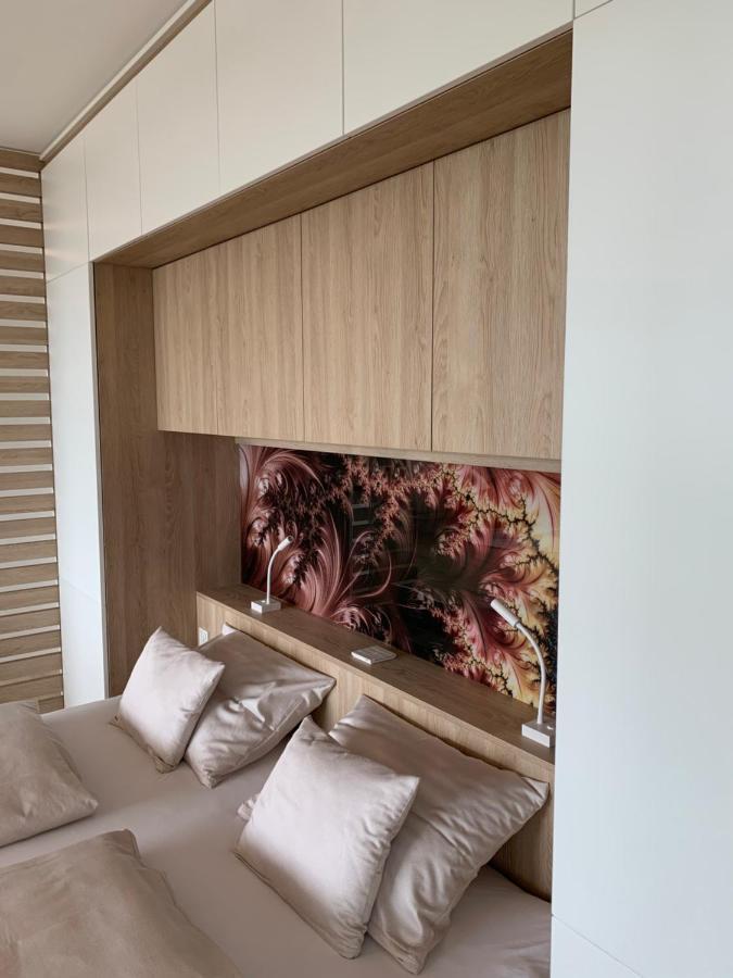 Sxrd Luxus Apartmanok Szekszárd المظهر الخارجي الصورة